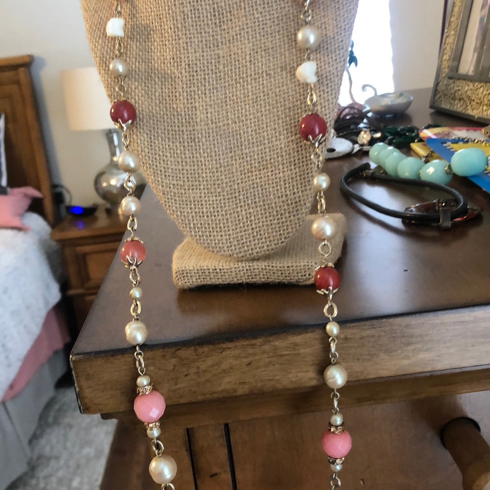 Carol lee long  coral shell necklace